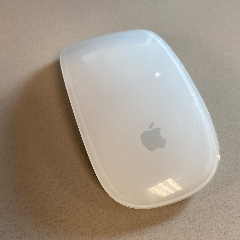 Apple Magic Wireless Bluetooth Mouse
